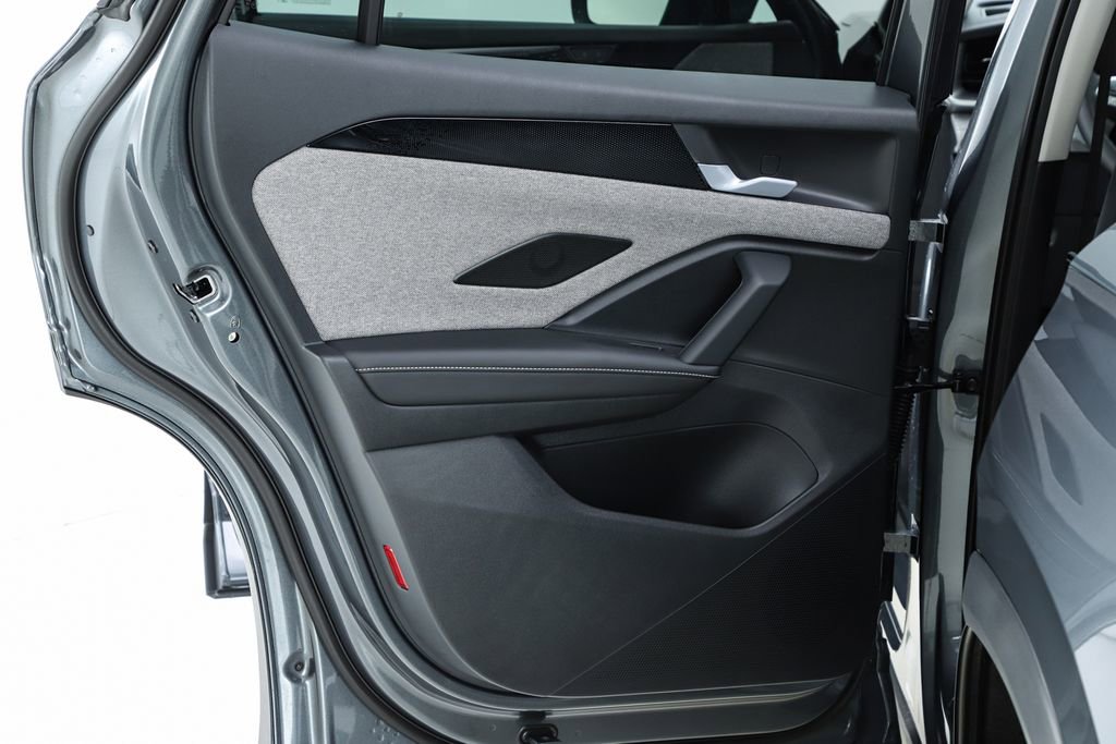 New 2026 Volkswagen Tiguan S image 17