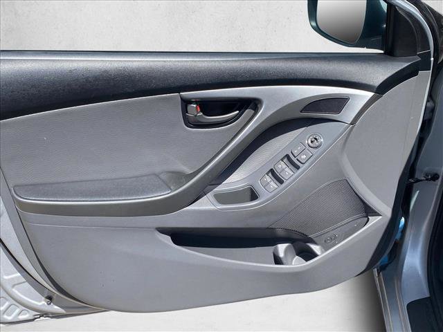 Used 2013 Hyundai Elantra Limited FWD image 10