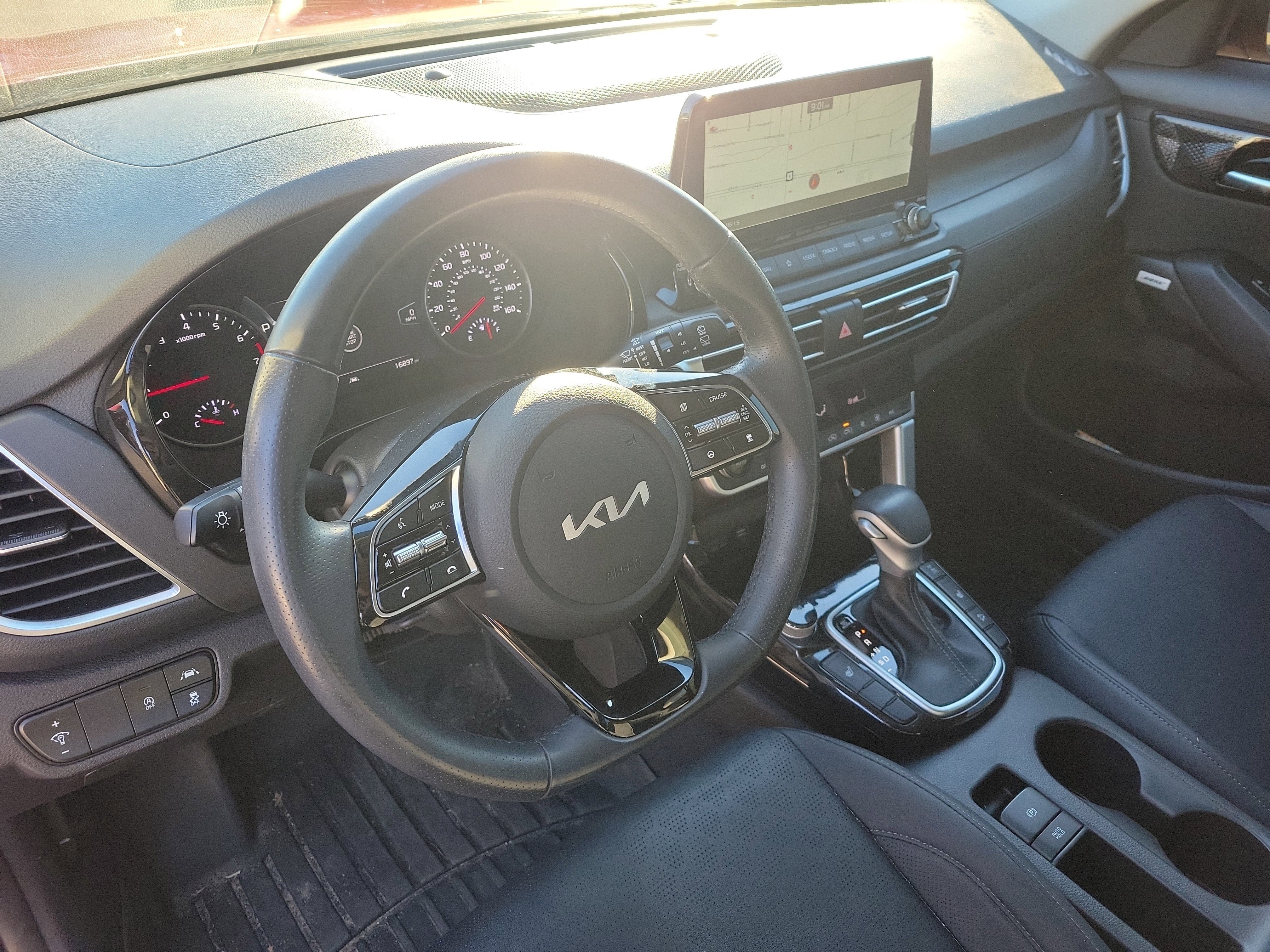 Certified 2022 Kia Seltos SX image 22