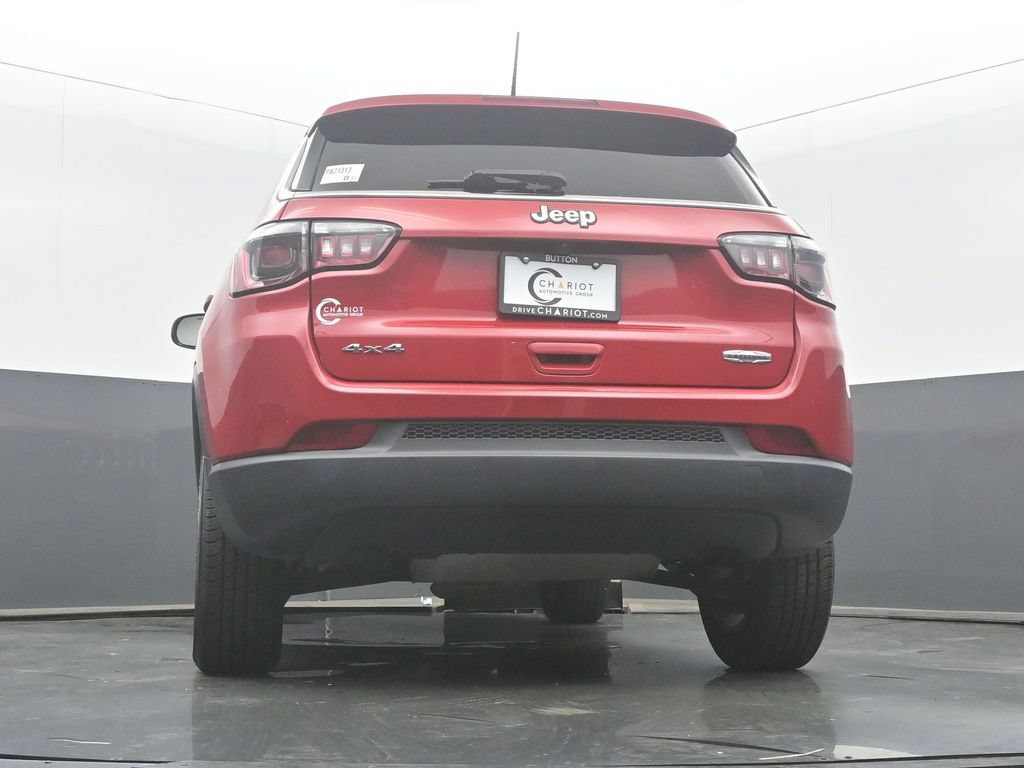 Used 2024 Jeep Compass Latitude AWD/4WD image 48