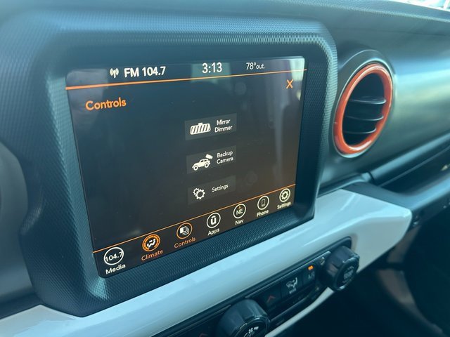 Used 2023 Jeep Wrangler Sport S image 21