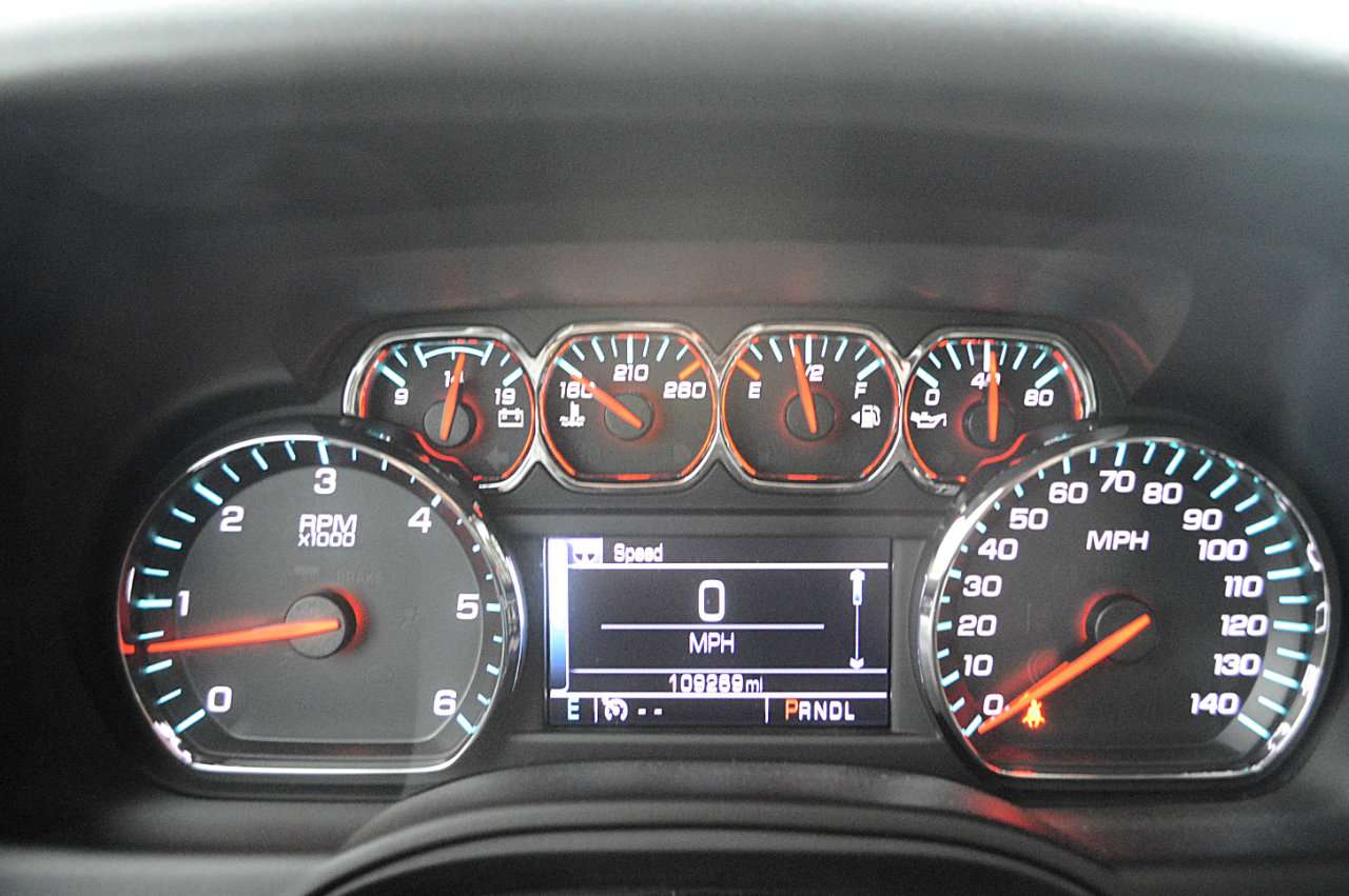 Used 2017 Chevrolet Tahoe LT image 32