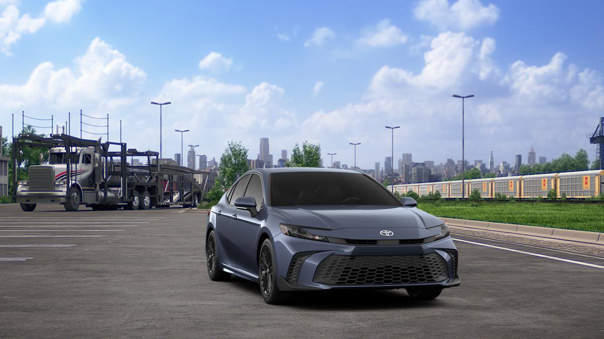 New 2026 Toyota Camry Hybrid AWD/4WD image 18