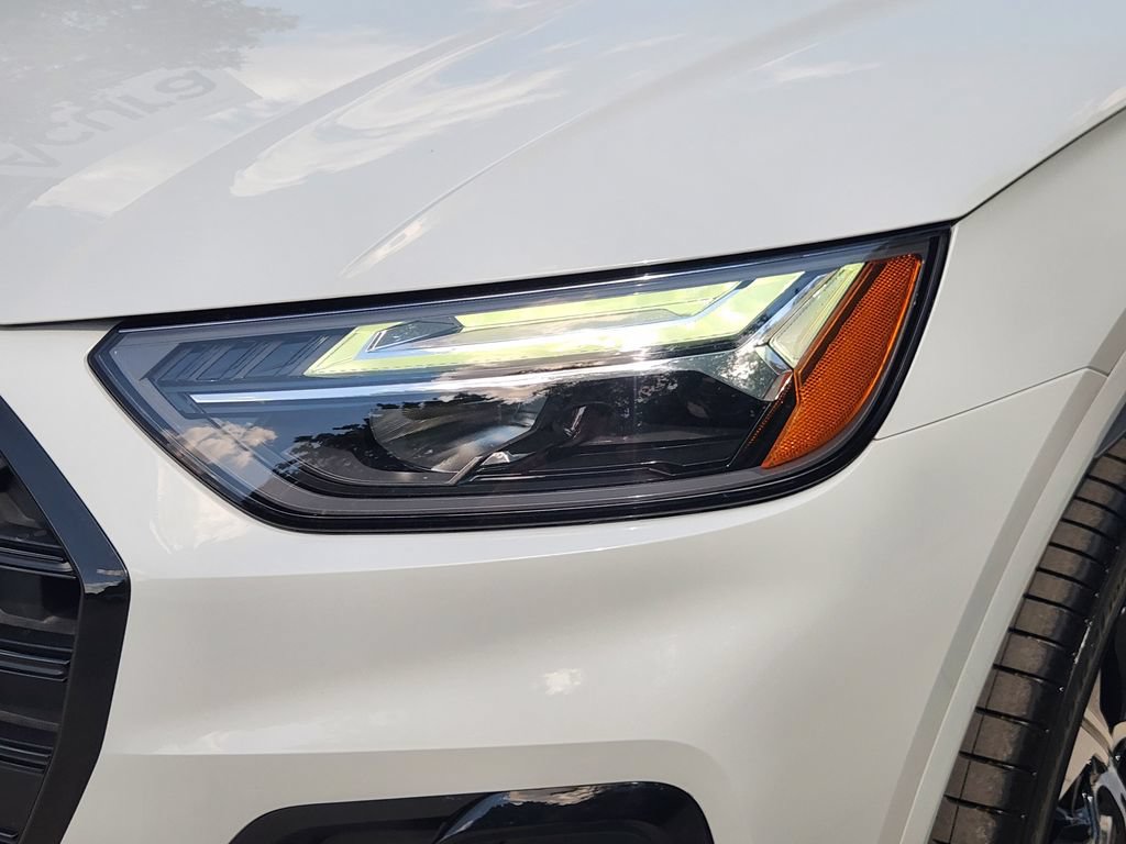Certified 2024 Audi SQ5 Premium Plus w/ Premium Plus Package AWD/4WD image 12