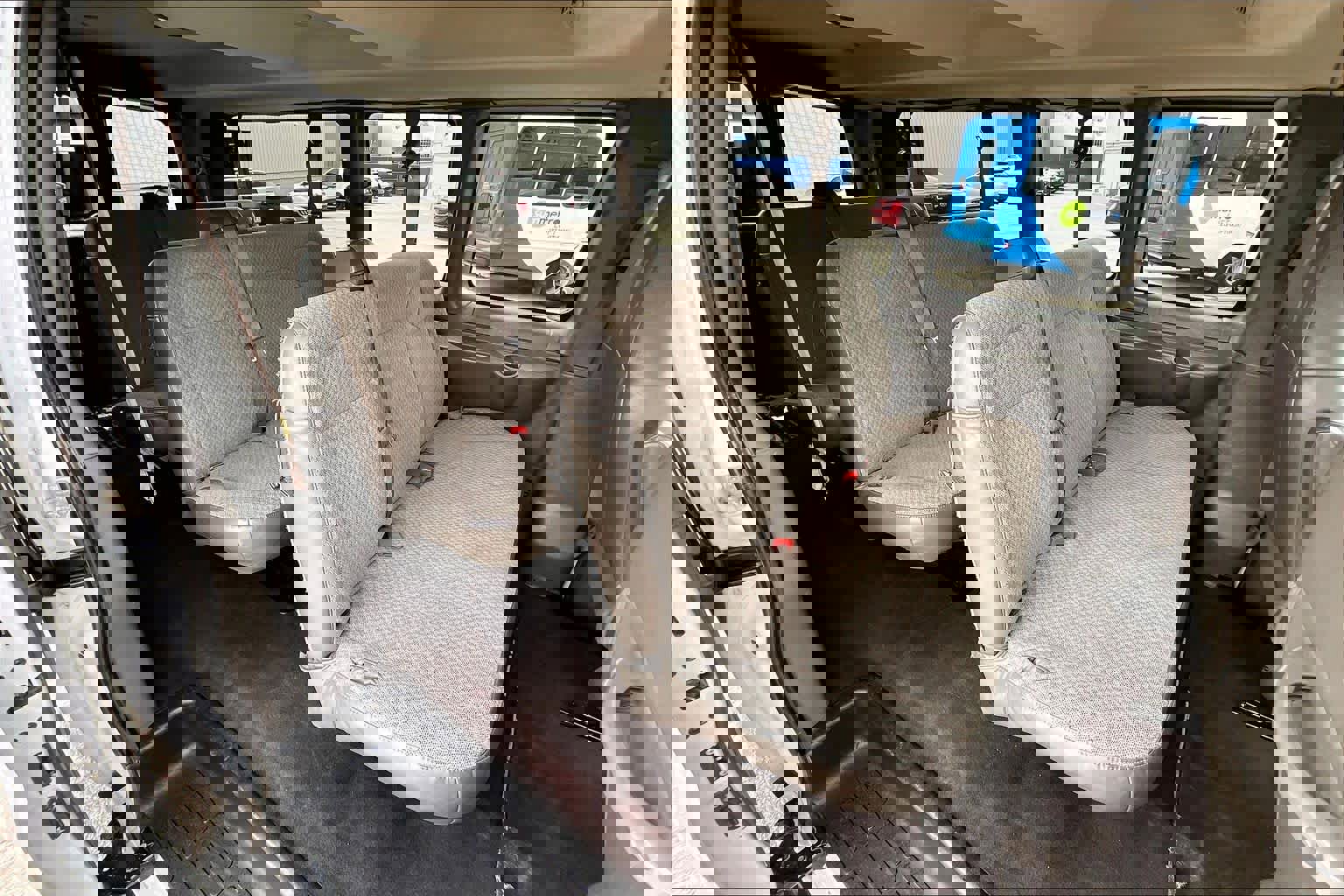 Used 2021 Chevrolet Express 3500 LT w/ LT Preferred Equipment Group image 18