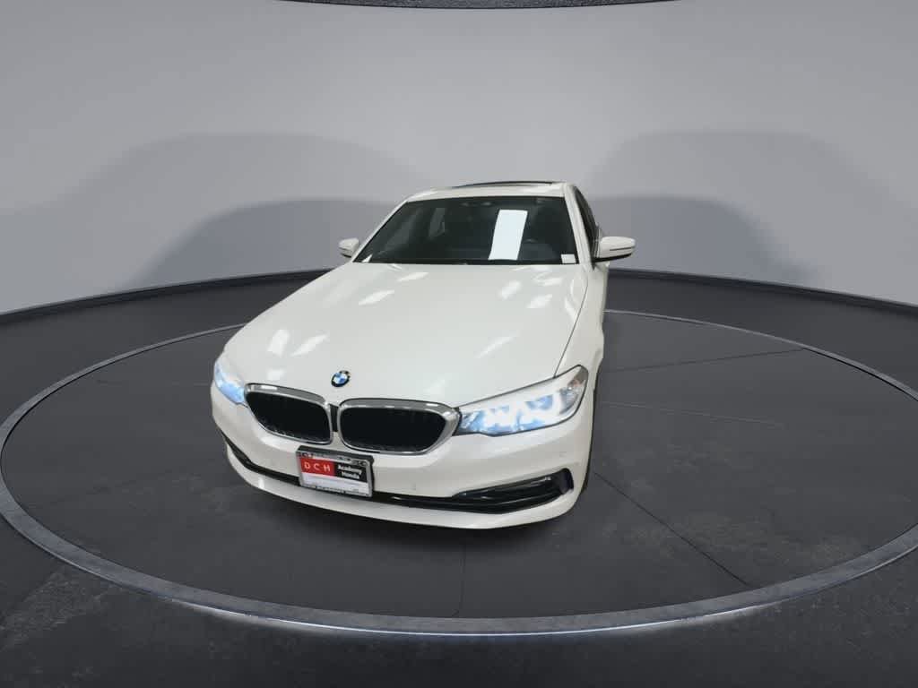 Used 2018 BMW 530i xDrive AWD/4WD image 6