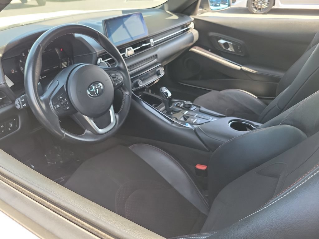 Used 2023 Toyota Supra RWD image 3