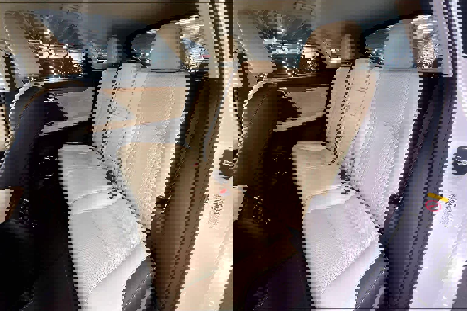 Used 2019 Lexus RX 450h AWD w/ Navigation Package image 19