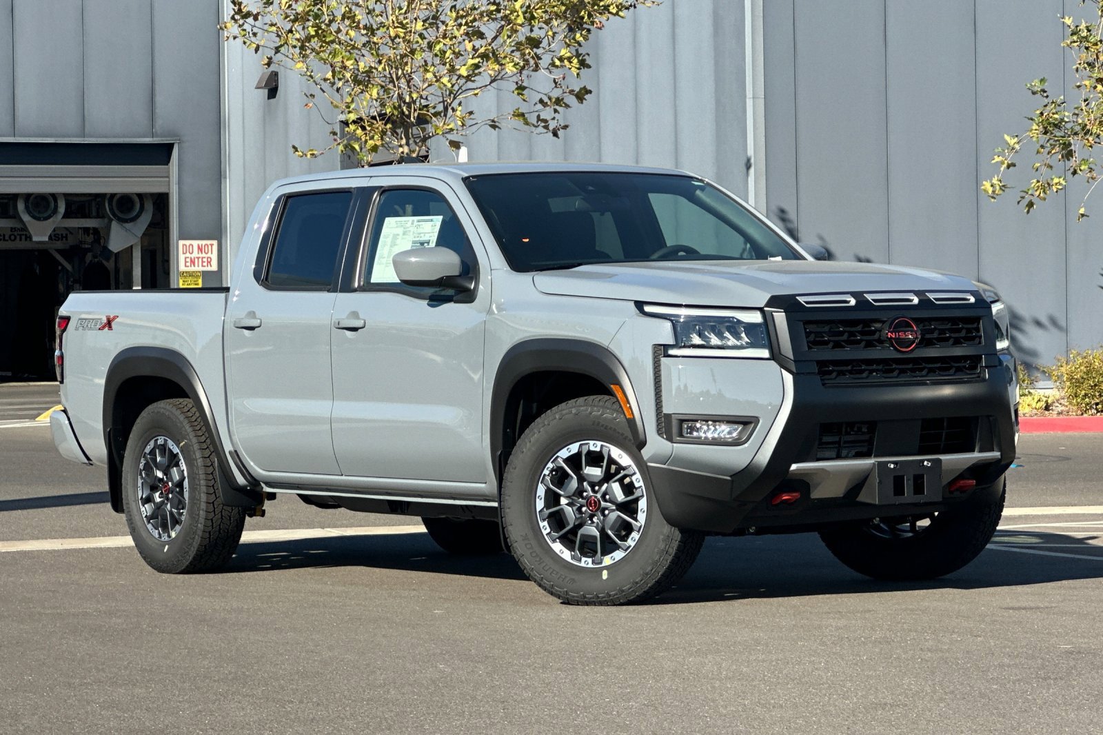 New 2026 Nissan Frontier Pro-X w/ Tow Package RWD image 1