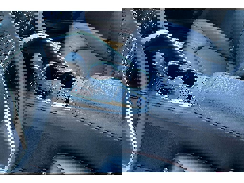 Used 2023 Toyota Camry XLE image 18