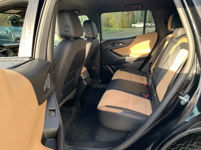 Used 2025 Chevrolet Equinox ACTIV w/ Safety and Technology Package image 16