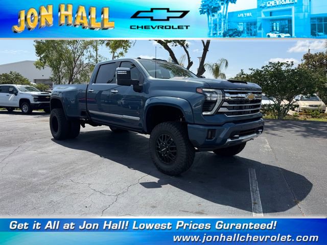 New 2026 Chevrolet Silverado 3500 High Country w/ High Country Premium Package AWD/4WD image 1