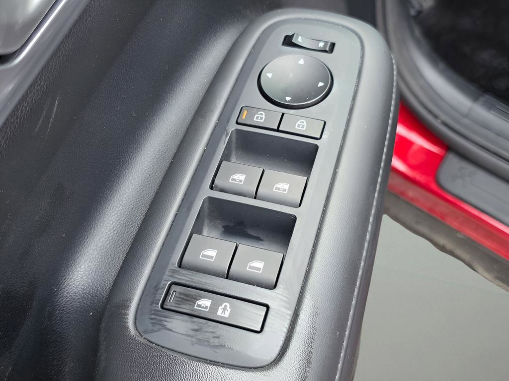 Certified 2025 Hyundai Santa Fe SEL image 20