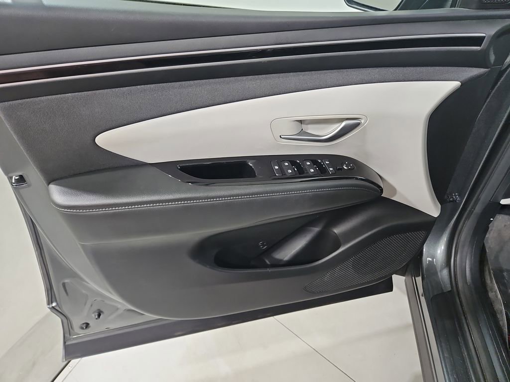 Certified 2022 Hyundai Tucson SEL AWD/4WD image 11