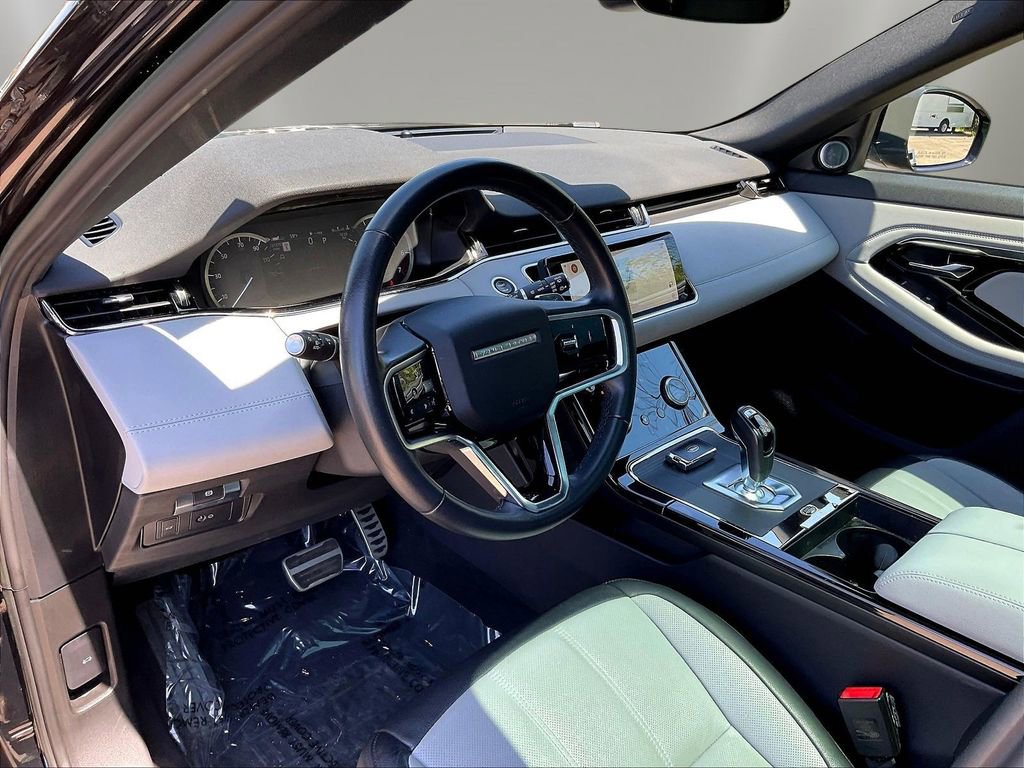 Used 2023 Land Rover Range Rover Evoque R-Dynamic SE AWD/4WD image 17