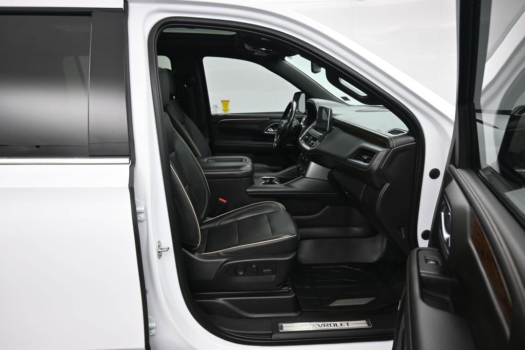 Used 2021 Chevrolet Suburban Premier AWD/4WD image 58