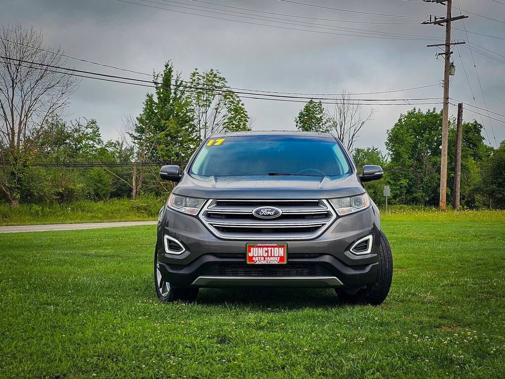 Used 2017 Ford Edge Titanium w/ Technology Package AWD/4WD image 8