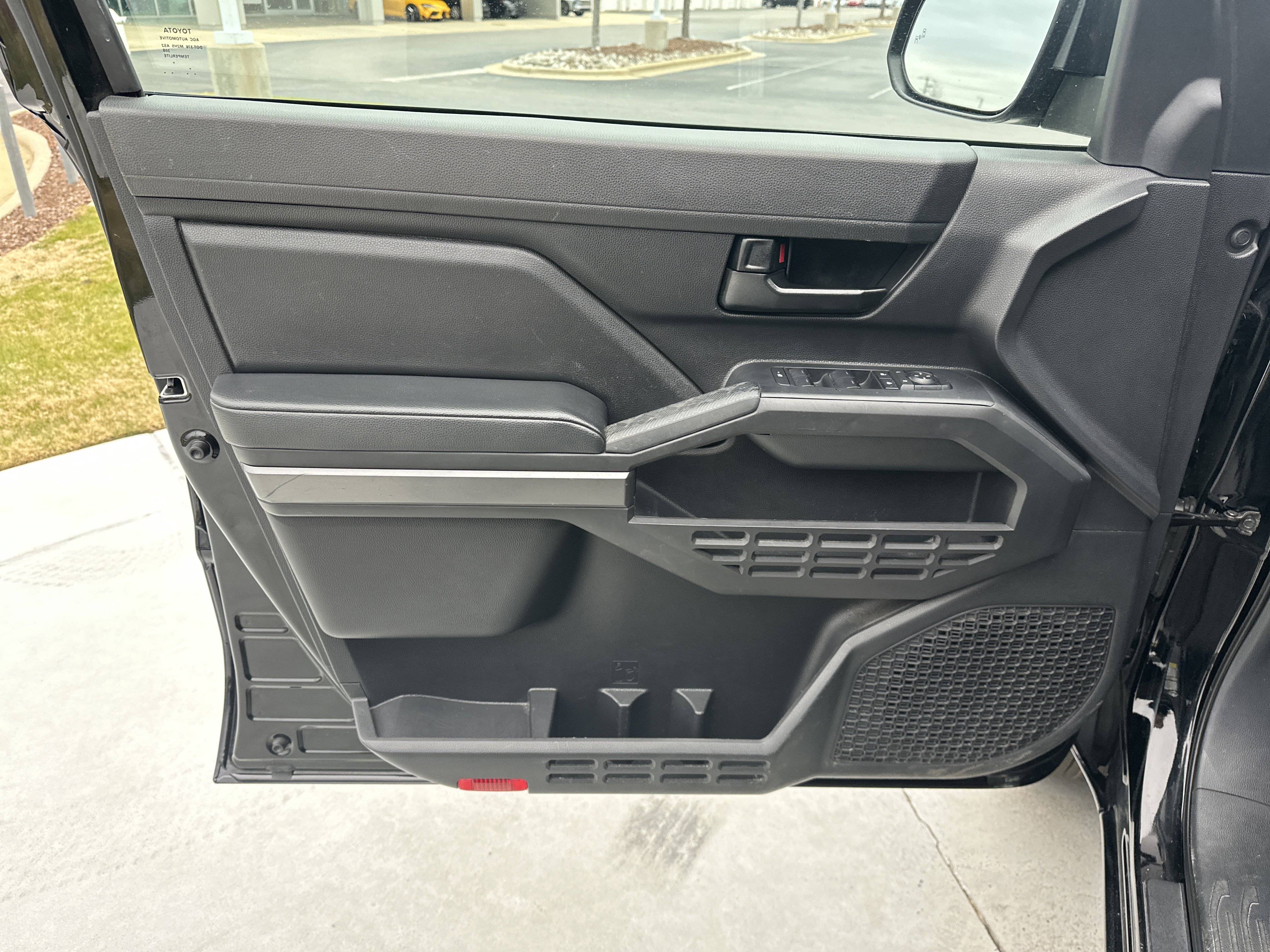 Certified 2024 Toyota Tacoma SR5 image 14