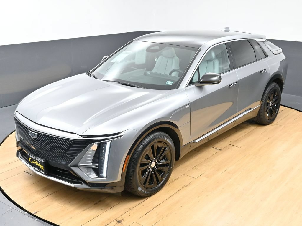 Used 2024 Cadillac Lyriq Luxury AWD/4WD image 47