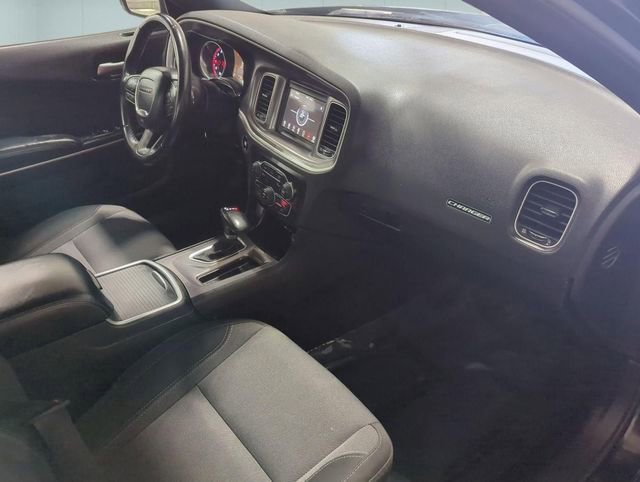 Used 2022 Dodge Charger SXT image 26