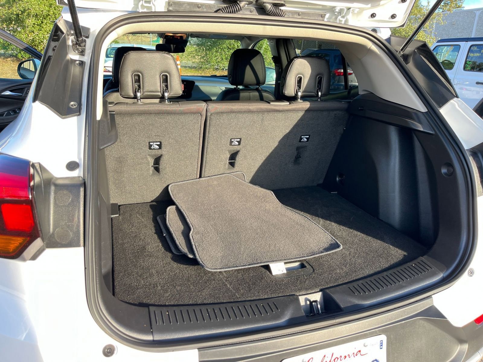 Used 2025 Buick Encore GX Preferred image 29