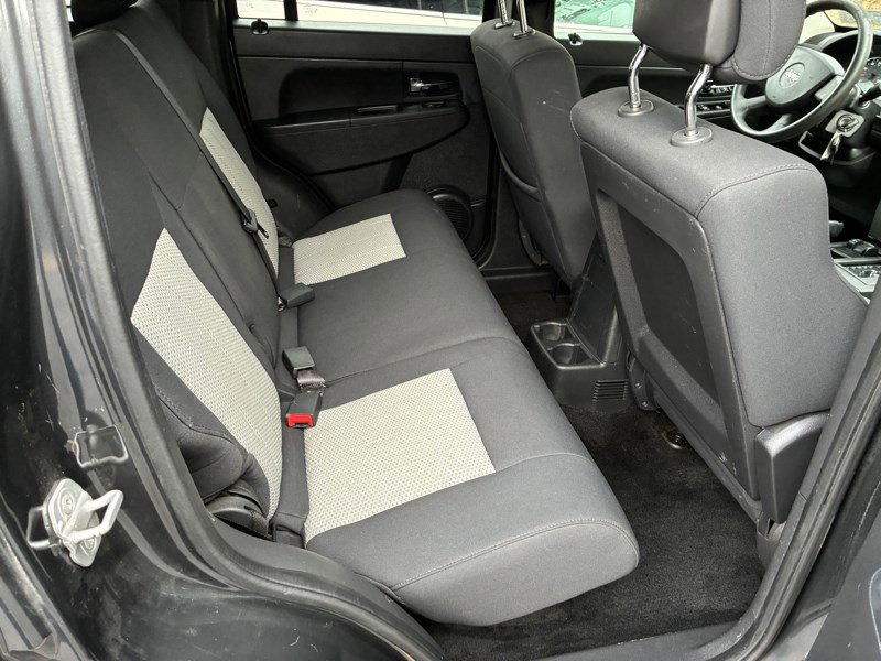 Used 2010 Jeep Liberty Sport w/ Popular Equipment Group image 13