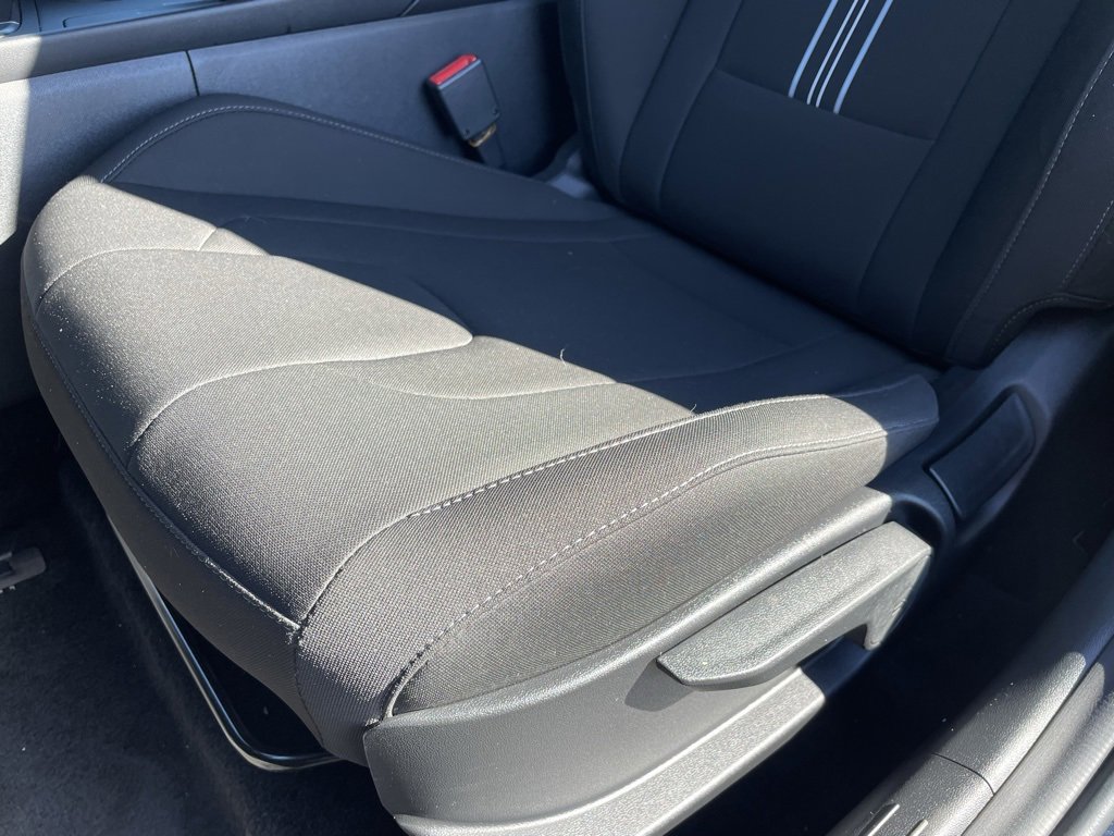 Used 2025 Hyundai Elantra Sport image 19