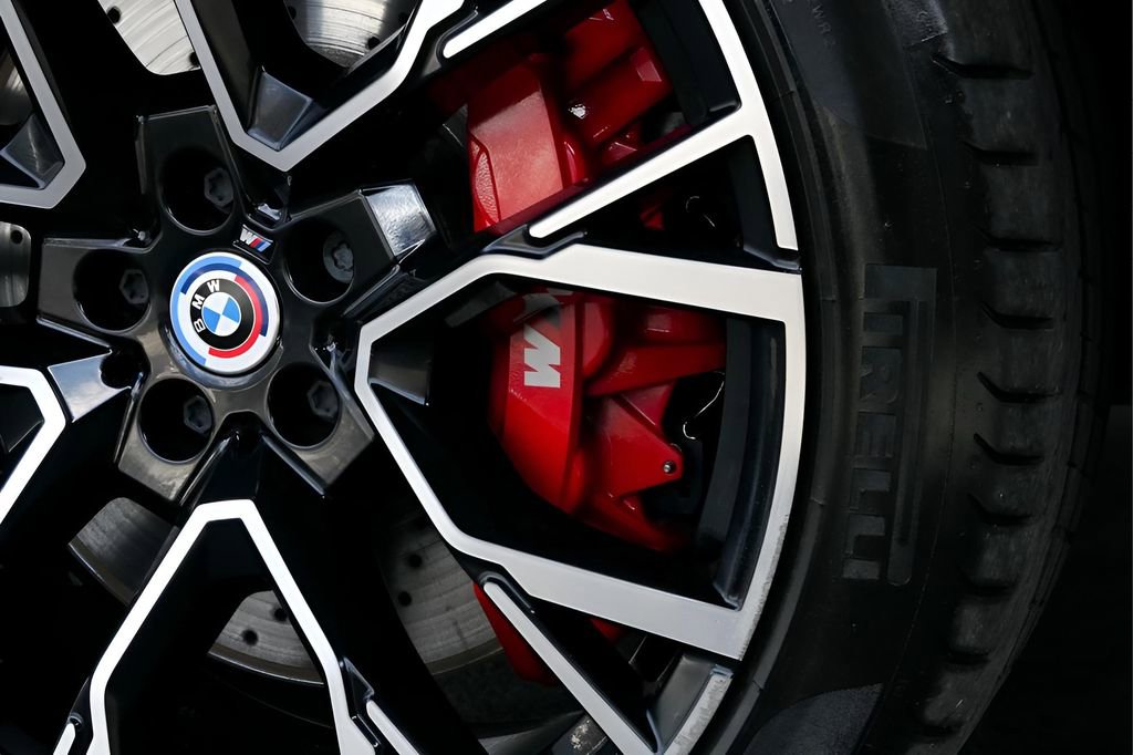 Used 2022 BMW X5 M w/ Competition Package 2 AWD/4WD image 10