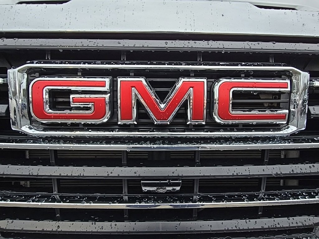 Used 2025 GMC Sierra 3500 SLE w/ SLE Value Package image 32