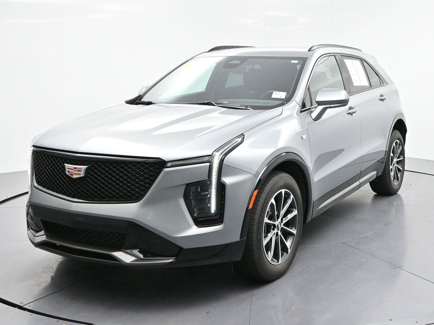 Certified 2024 Cadillac XT4 Sport w/ Cold Weather Package AWD/4WD image 3