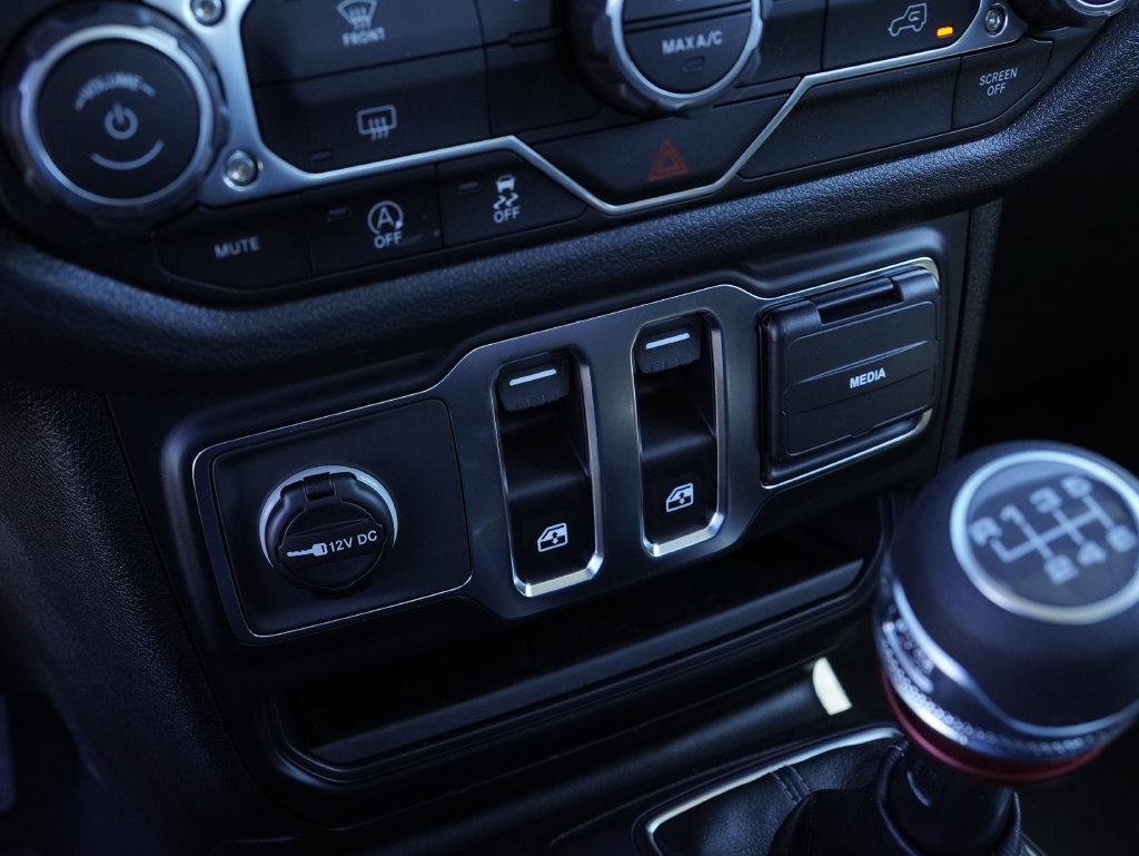 New 2026 Jeep Wrangler Sport AWD/4WD image 19