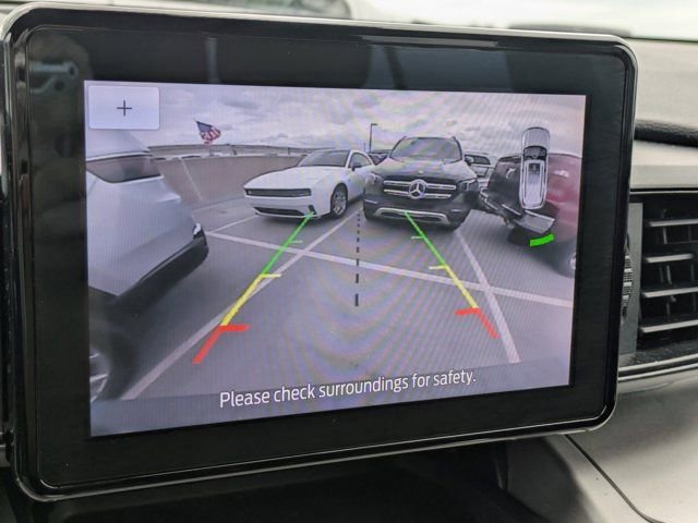 Used 2021 Ford Explorer XLT w/ Class III Trailer Tow Package image 18