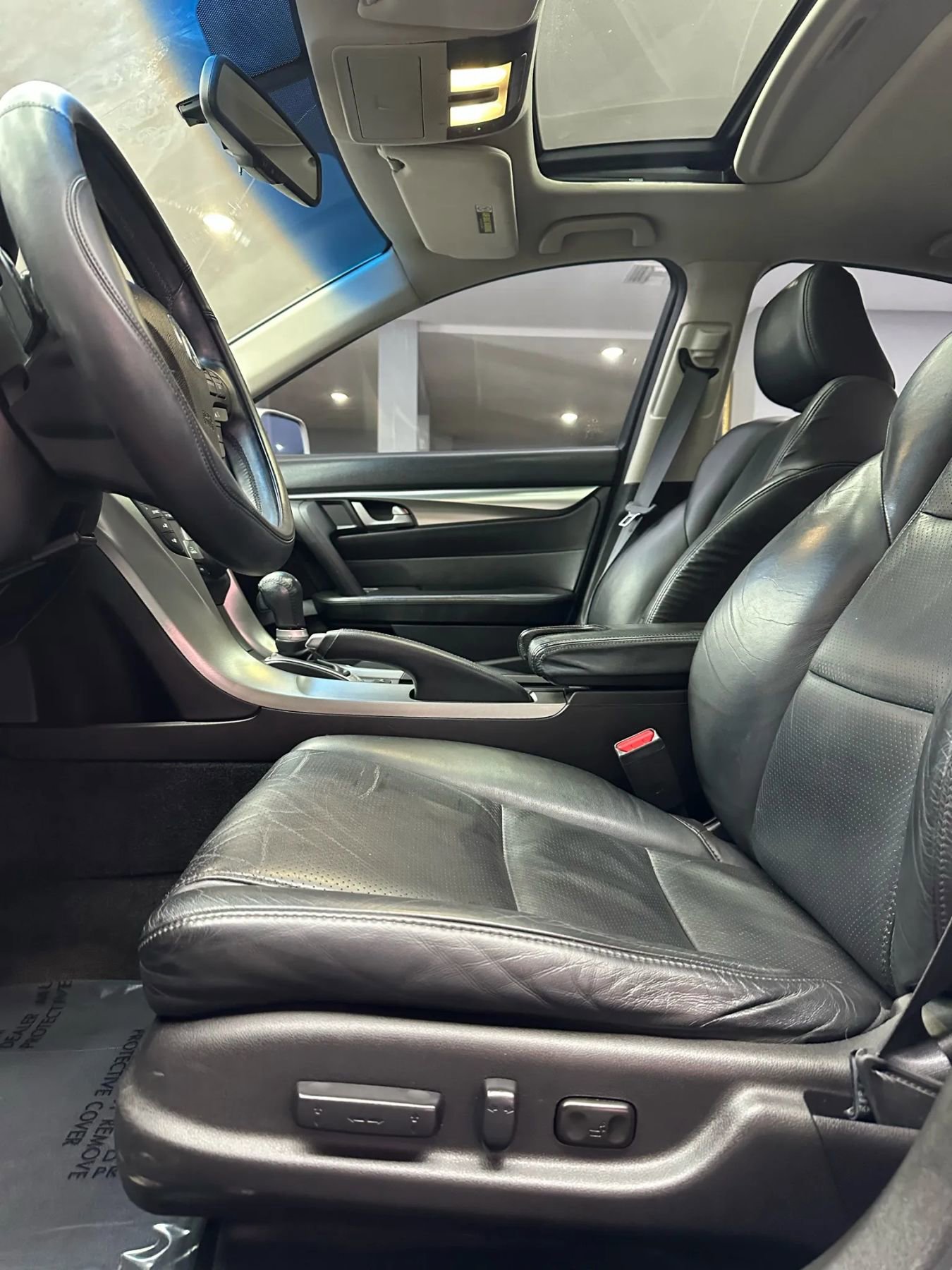 Used 2011 Acura TL w/ Technology Package image 11