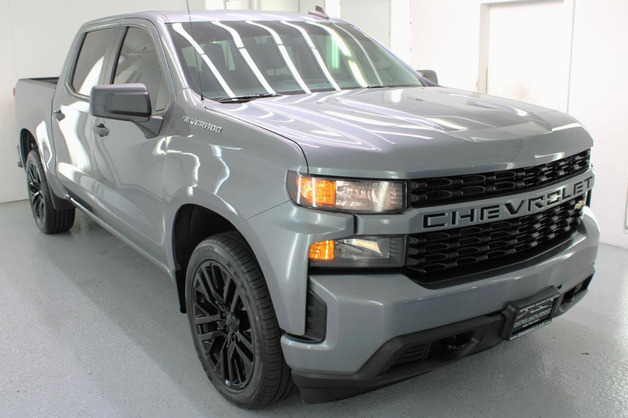 Used 2020 Chevrolet Silverado 1500 Custom w/ Custom Value Package RWD image 12