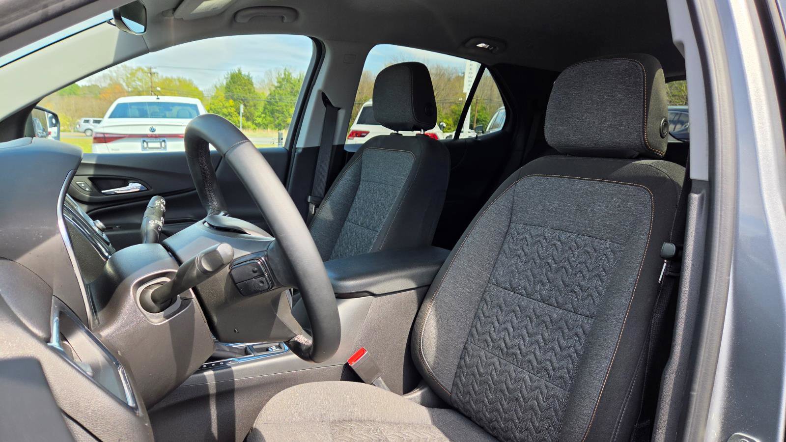 Used 2023 Chevrolet Equinox LT image 21