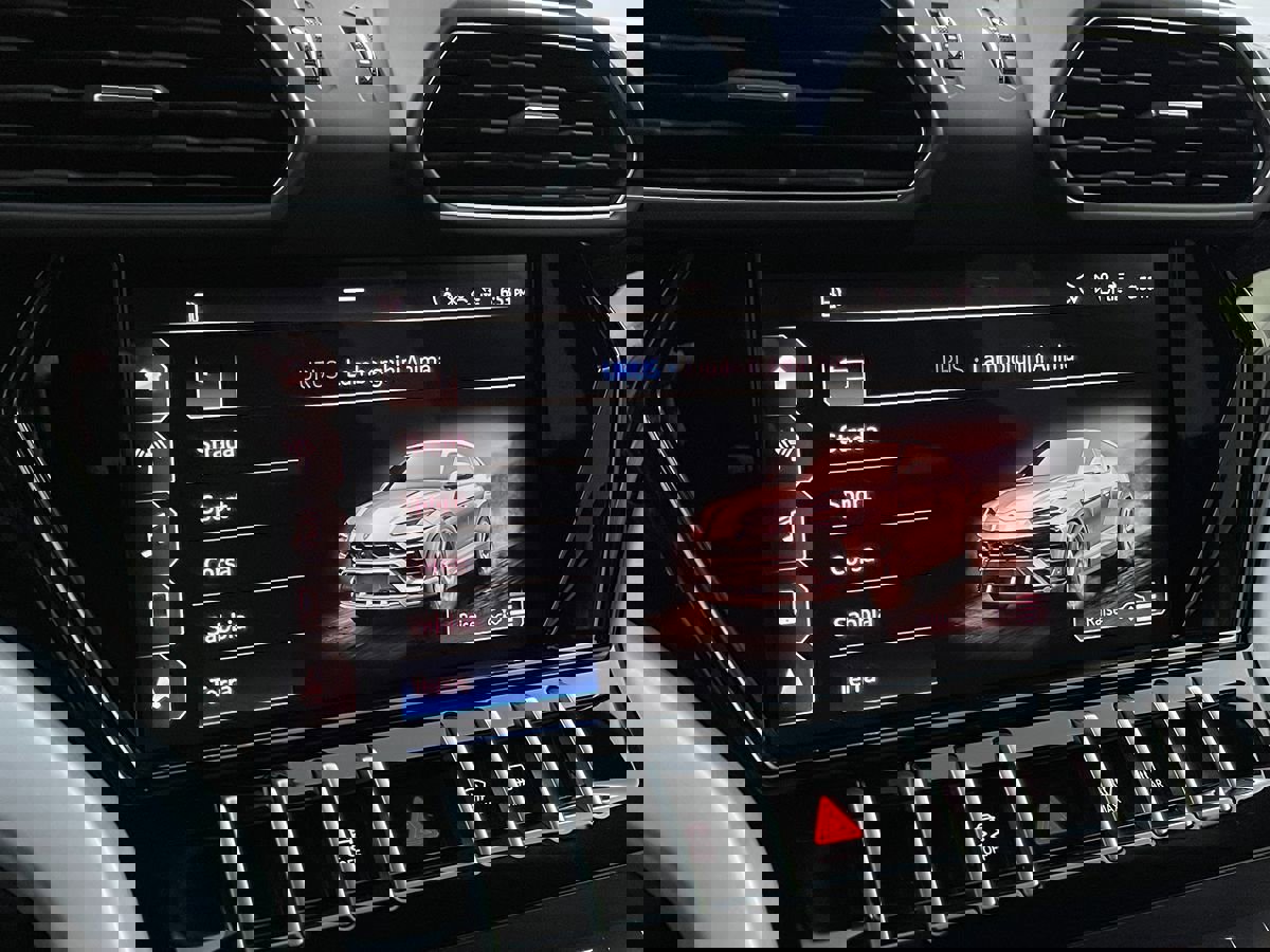 Used 2021 Lamborghini Urus image 39