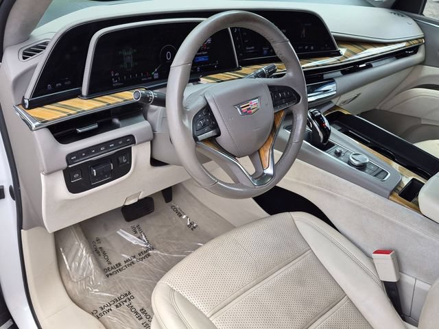 Certified 2021 Cadillac Escalade Premium Luxury Platinum AWD/4WD image 9