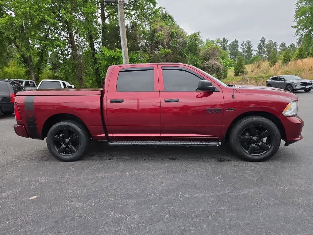 Used 2017 RAM 1500 Express w/ Express Value Package RWD image 2