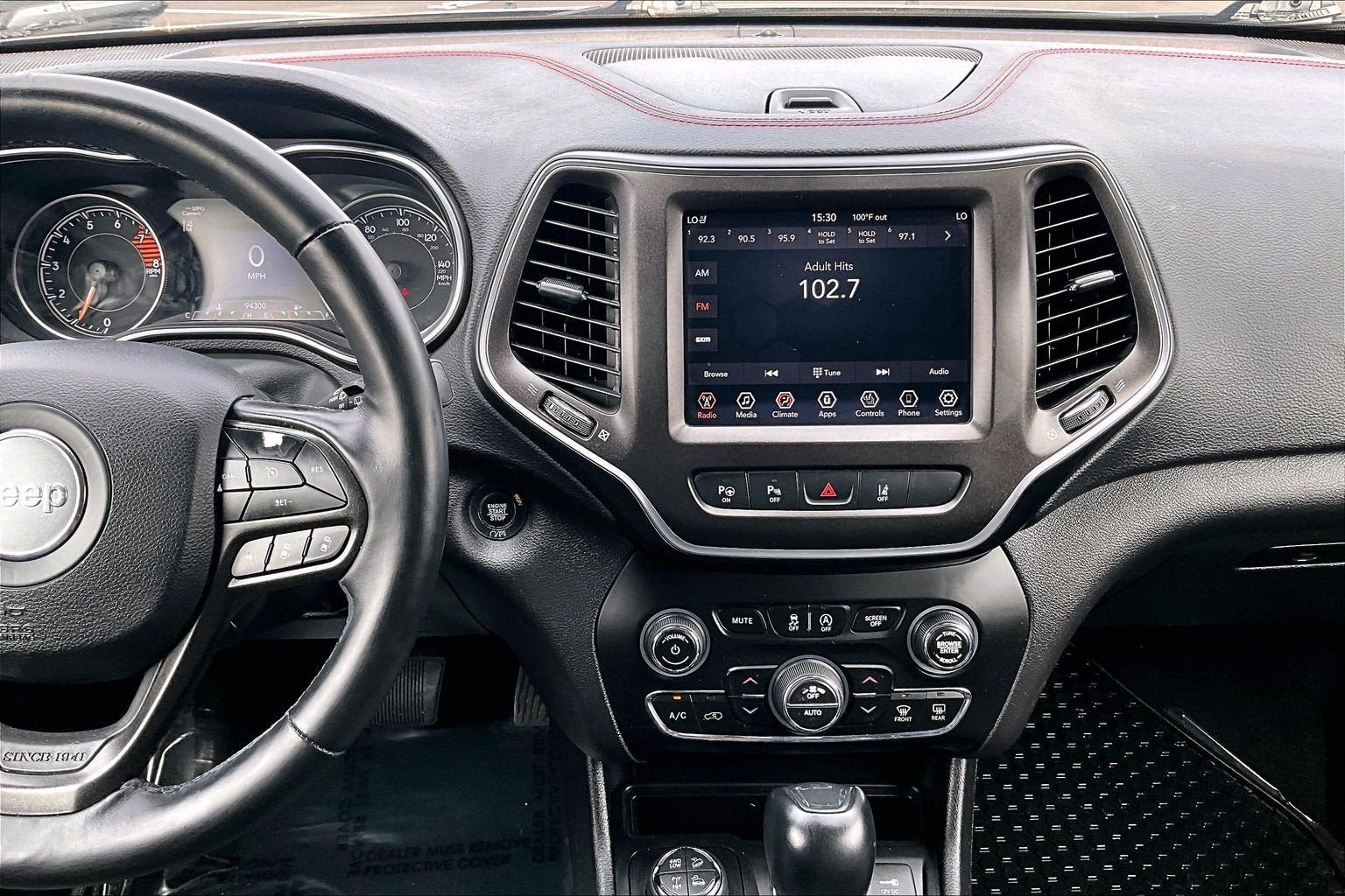 Used 2019 Jeep Cherokee Trailhawk AWD/4WD image 6