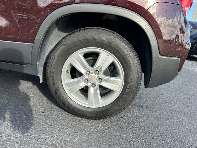 Used 2021 Chevrolet Trax LT w/ Driver Confidence Package image 10