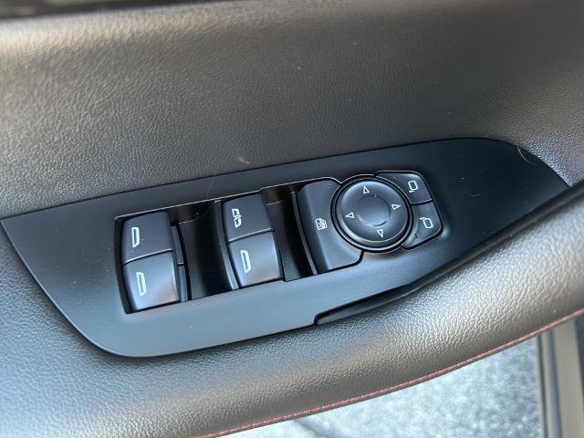 Certified 2025 Chevrolet Blazer RS w/ Enhanced Convenience Package AWD/4WD image 13