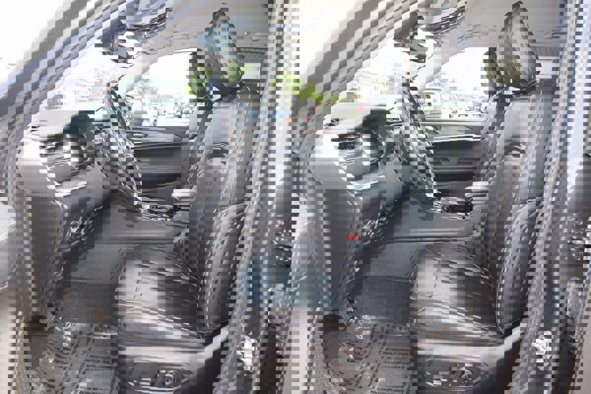 Used 2022 Jeep Grand Cherokee Limited image 10