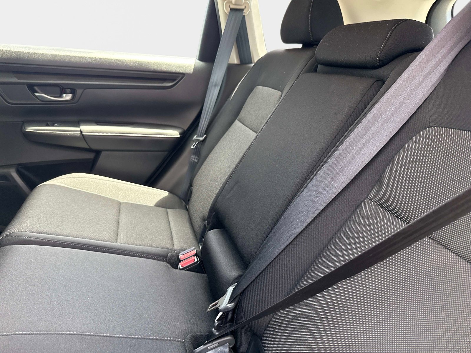 Used 2024 Honda CR-V LX image 12