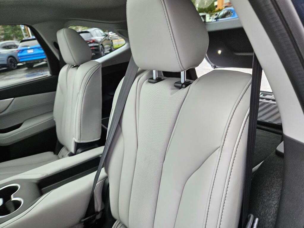 New 2026 Acura MDX SH-AWD w/Tech image 14