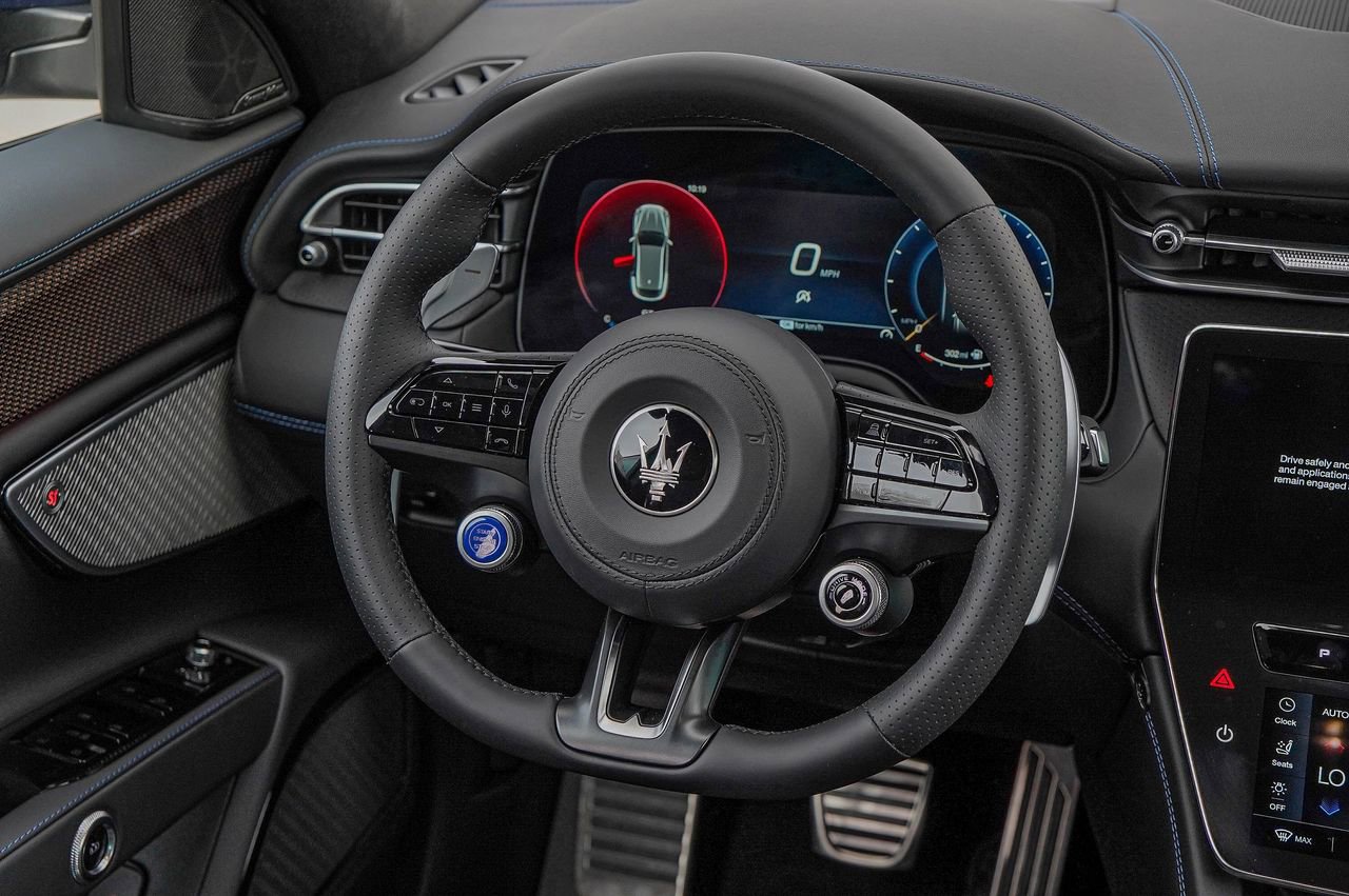 New 2026 Maserati Grecale Modena image 20