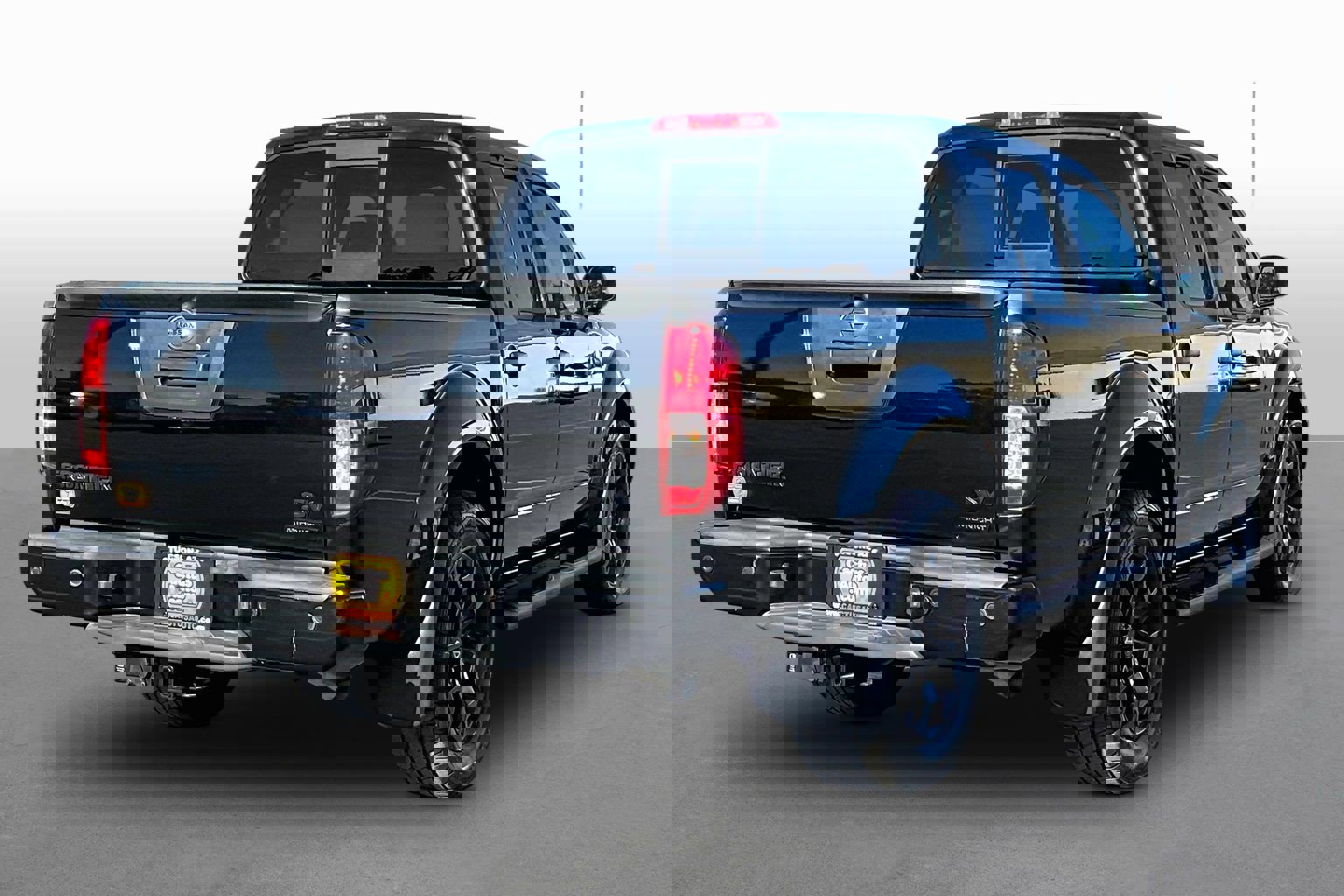 Used 2018 Nissan Frontier SV w/ Value Truck Package image 2