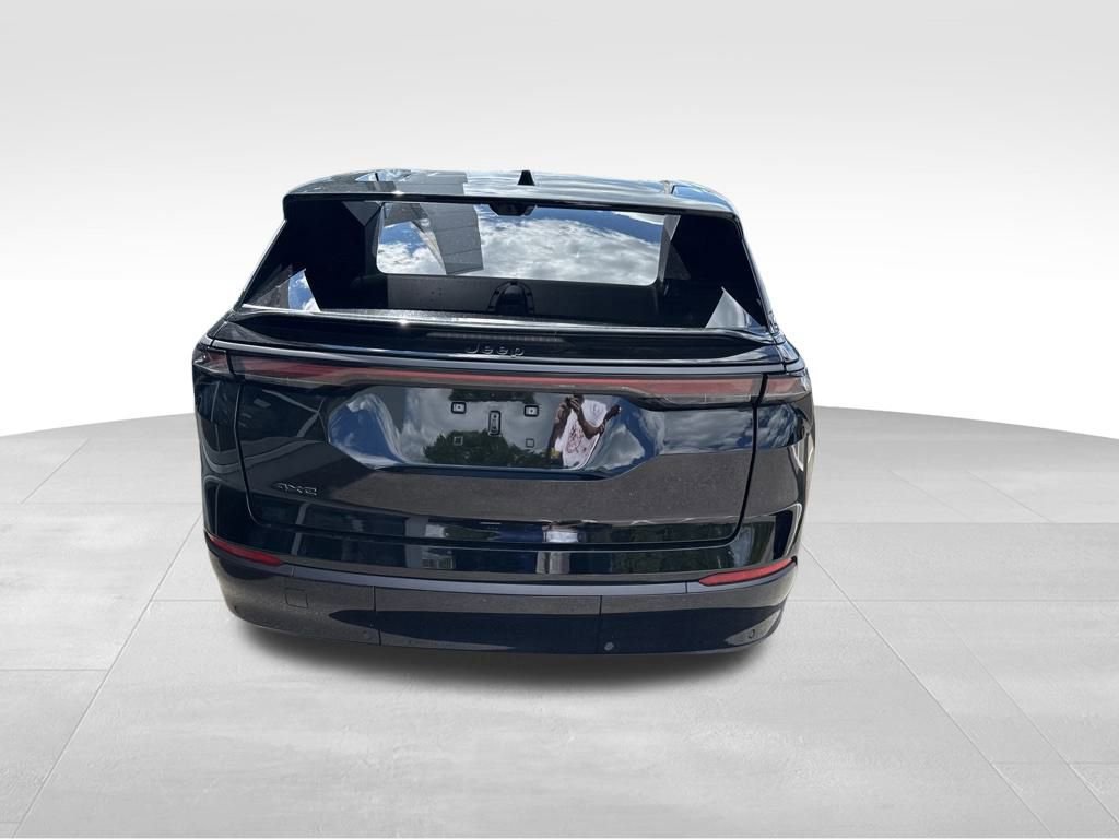 New 2025 Jeep Wagoneer S Launch Edition image 4