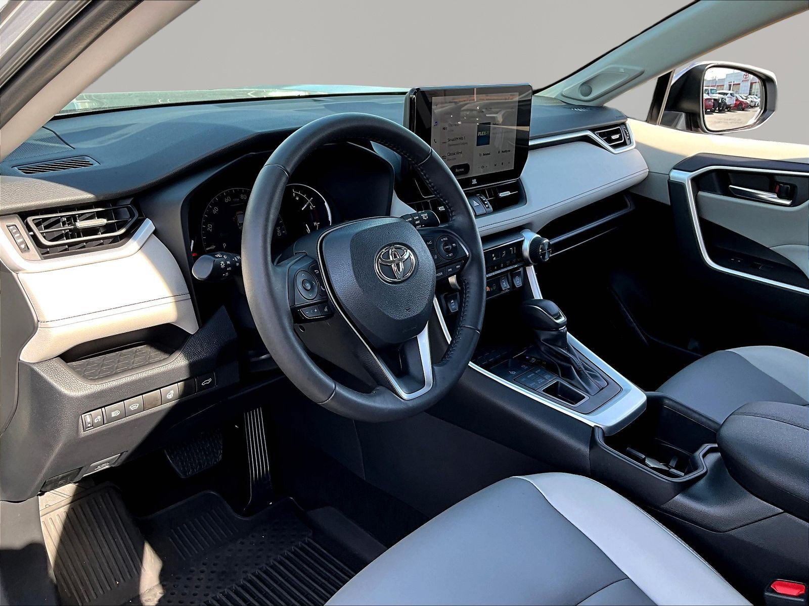 Used 2024 Toyota RAV4 XLE Premium w/ Weather Package AWD/4WD image 17
