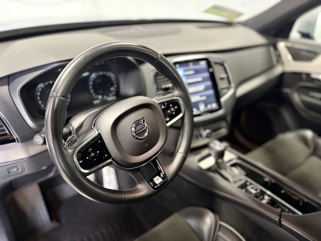 Used 2016 Volvo XC90 T6 R-Design w/ Vision Package image 24