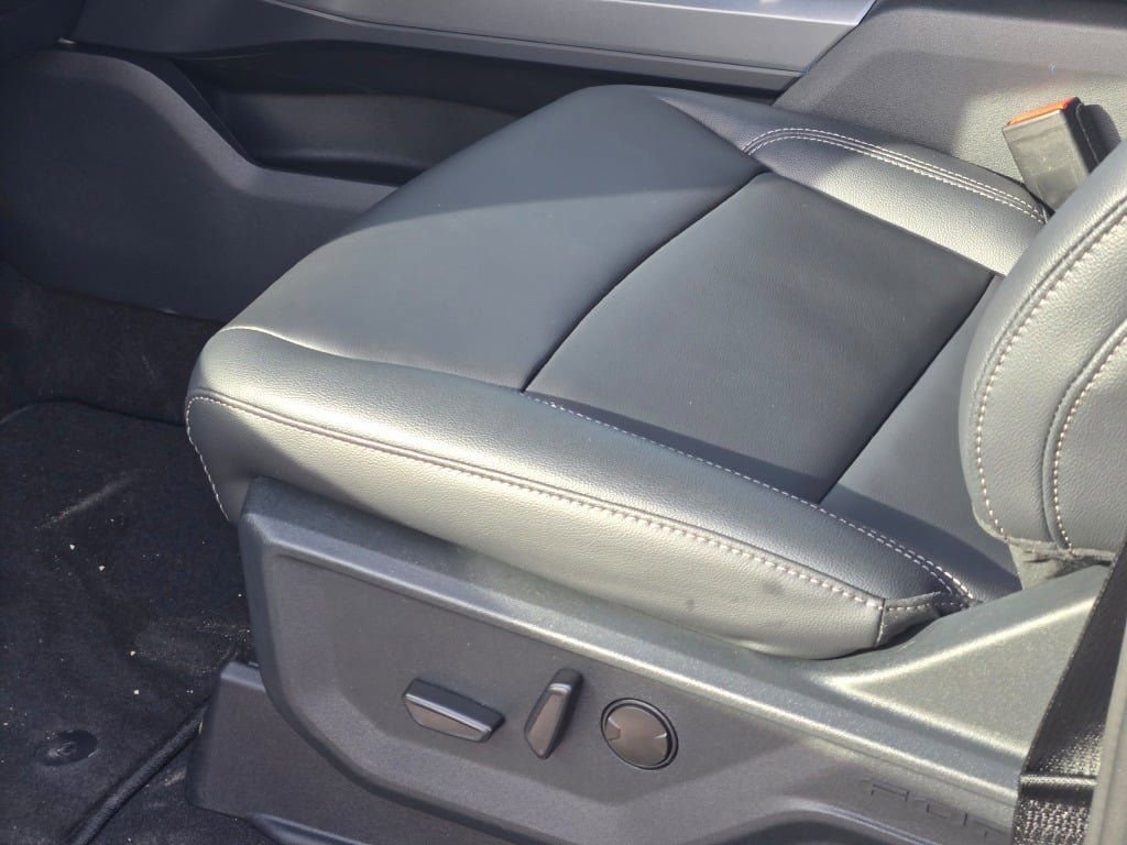 New 2026 Ford F150 XLT w/ Equipment Group 303A High image 21